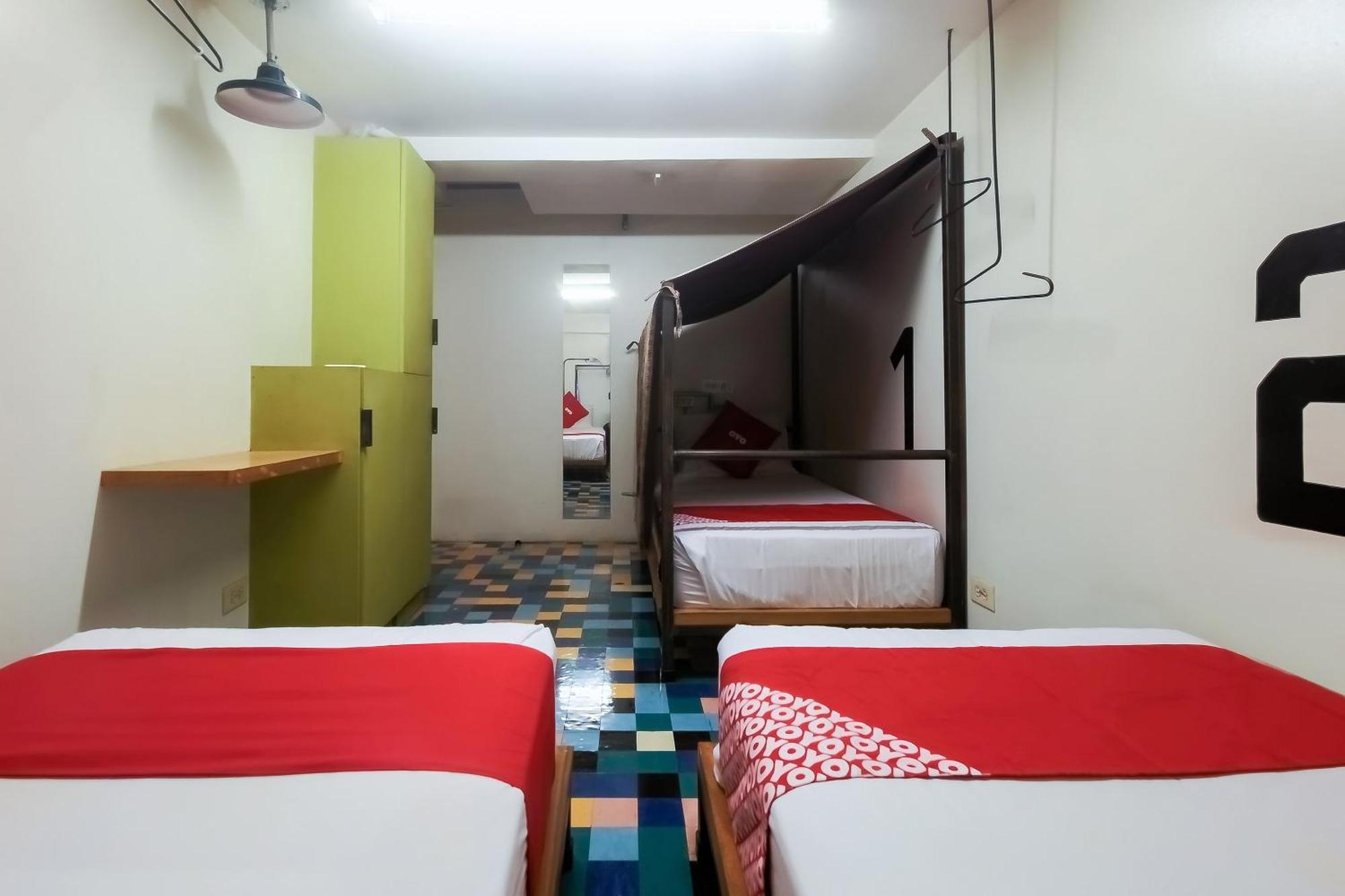 Spot On Junction Hostel Makati City Exteriér fotografie