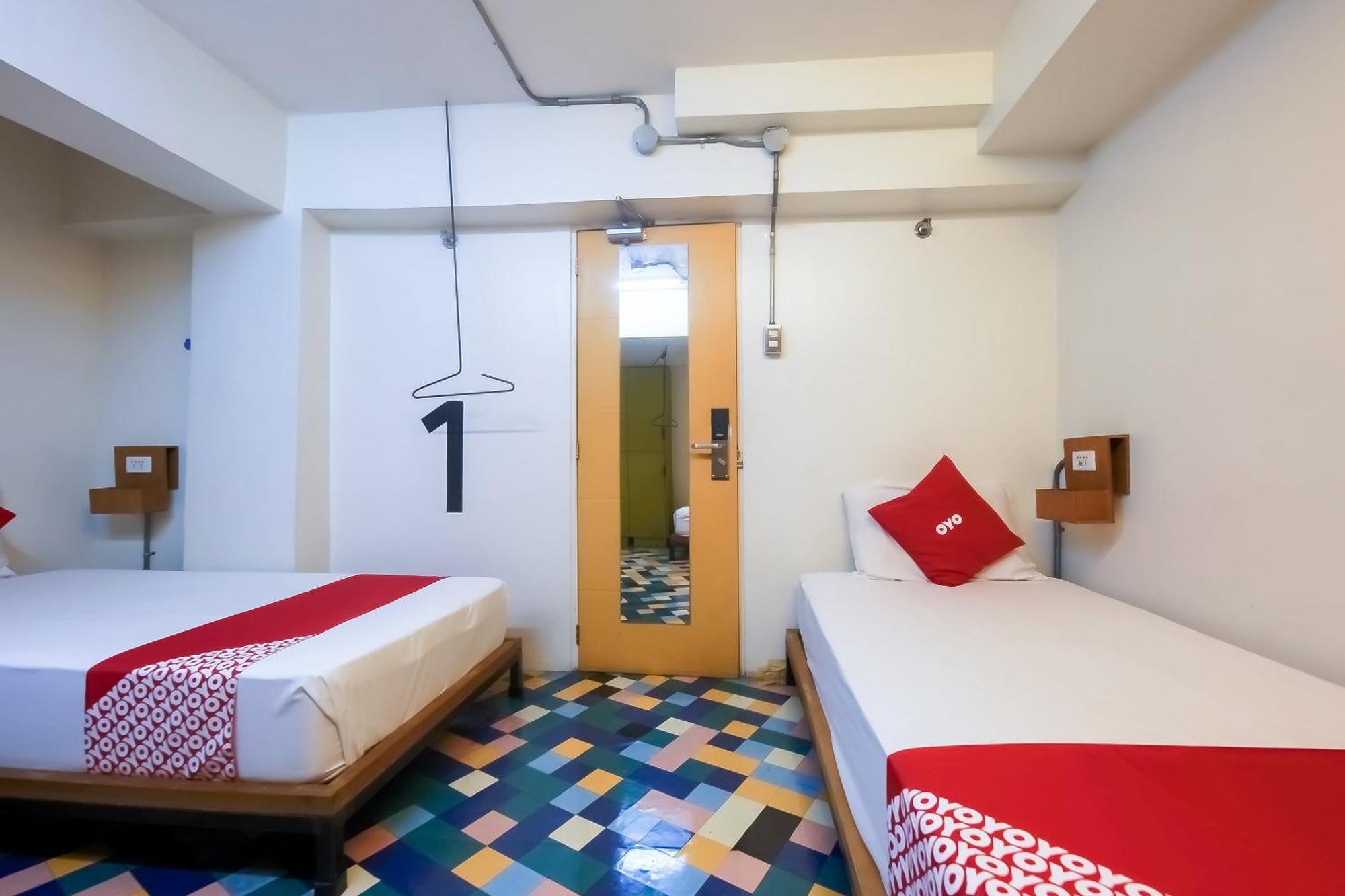 Spot On Junction Hostel Makati City Exteriér fotografie